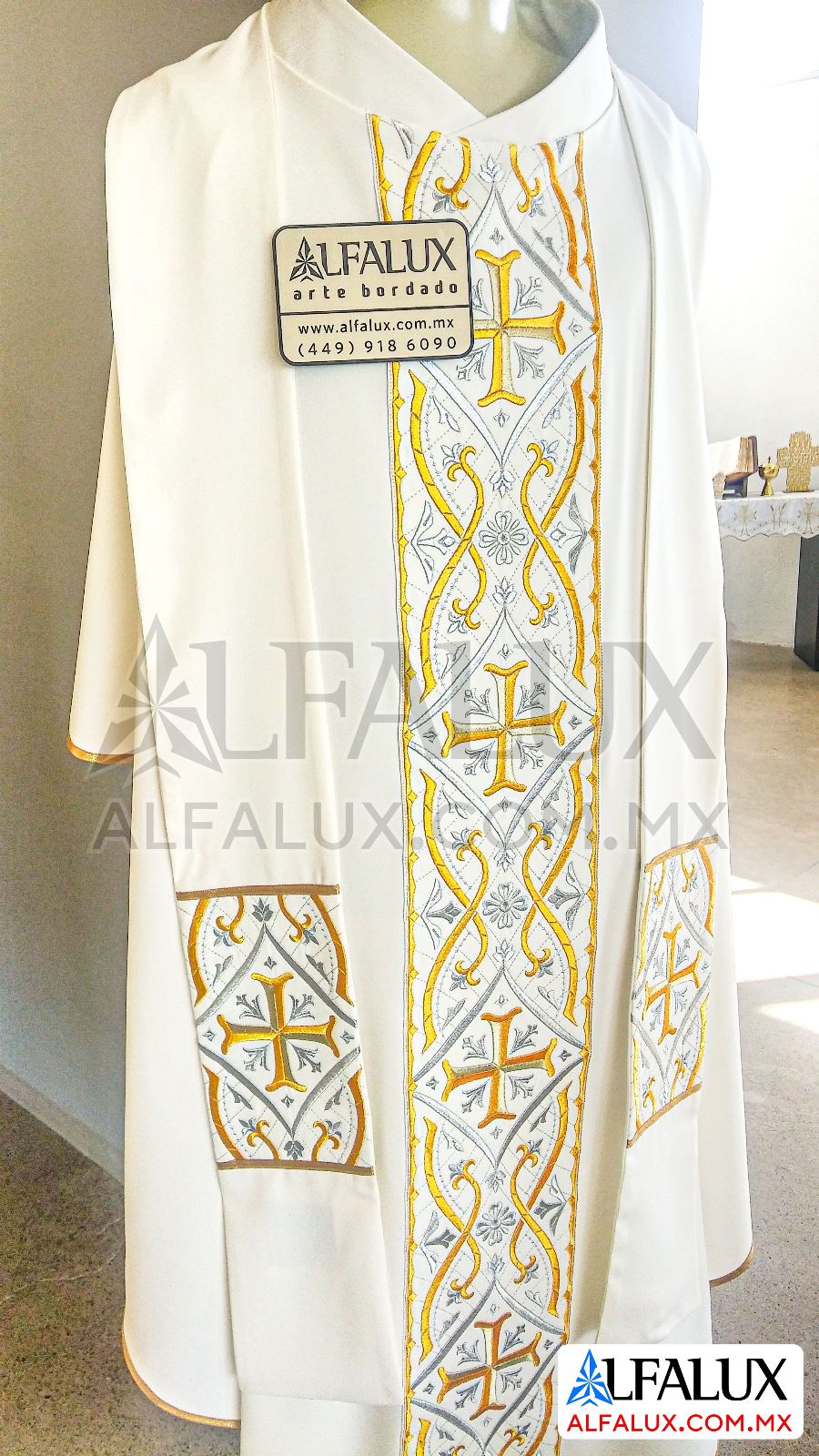 05 FRANCES RECTO Alfalux Casulla Central  112